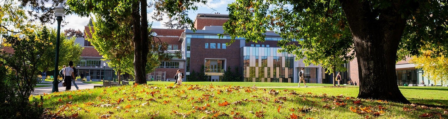 sunny lawn at the Erb Memorial Union on the UO Eugene campus